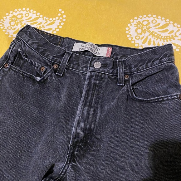 Vintage Levi’s Washed Black Tapered Jeans - Picture 2 of 3